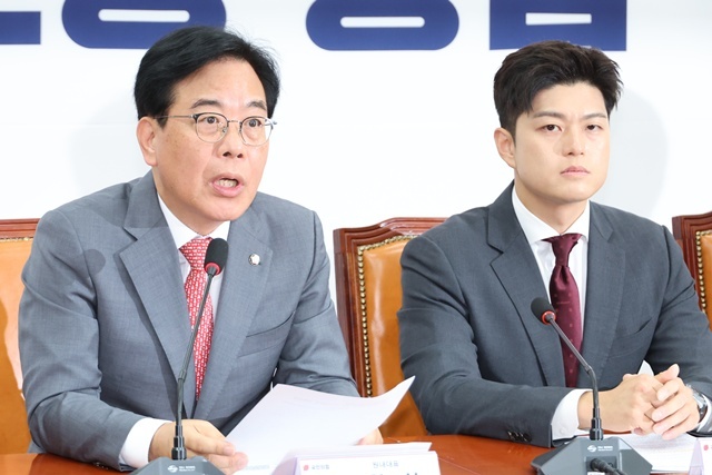국민의힘 송언석 원내대표가 19일 서울 여의도 국회에서 열린 "비리백화점 이재명 정부 인사청문회 대책회의"에서 발언하고 있다. / 연합뉴스