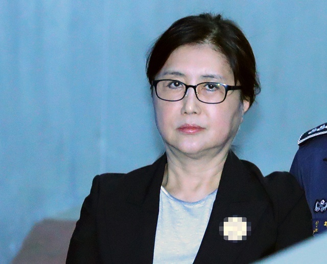 '비선실세' 최서원, 징역 18년·벌금 200억원 확정 / 연합뉴스