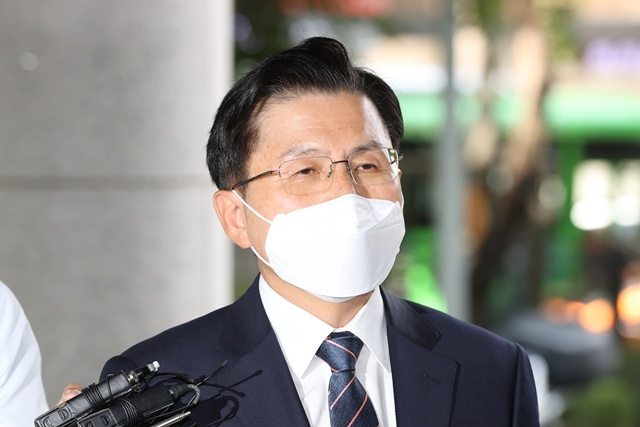 '패스트트랙' 첫 공판 출석한 황교안 전 대표 / 연합뉴스
