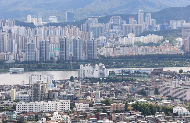 서울의 아파트와 빌라 모습 / 연합뉴스