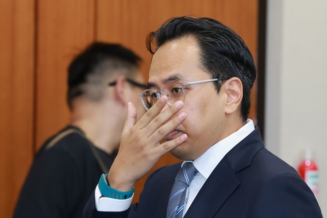 국정감사 증인 출석한 김범석 우아한형제들 대표 / 연합뉴스