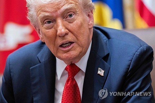 도널드 트럼프 미국 대통령이 20일(현지시간) 백악관에서 앤서니 앨버니지 호주 총리와 회담을 갖고 발언하고 있다. / 연합뉴스