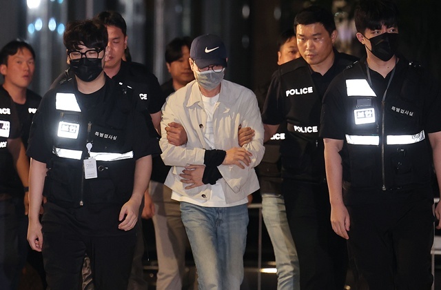 '수사 중 도주' 이기훈 부회장 체포 / 연합뉴스