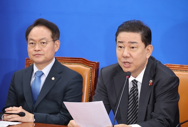발언하는 김병기 원내대표 / 연합뉴스
