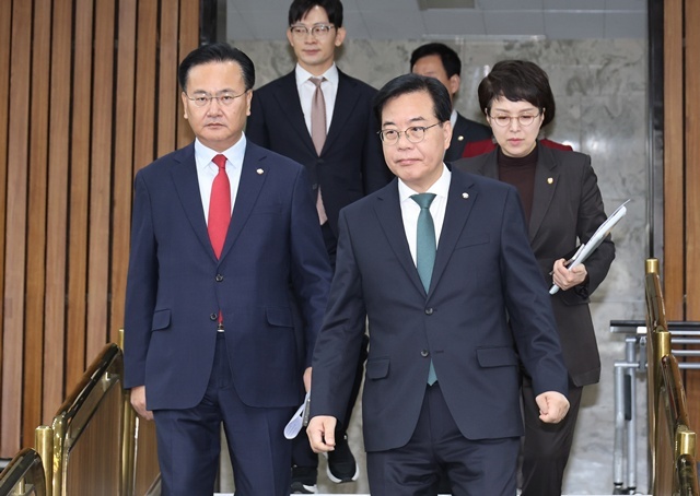 회의 참석하는 송언석 원내대표 / 연합뉴스