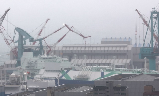 9일 울산시 동구 HD현대중공업에서 정비 중인 해군 잠수함에서 불이 났다. 이날 HD현대중공업 모습. 2026.4.9 / 연합뉴스