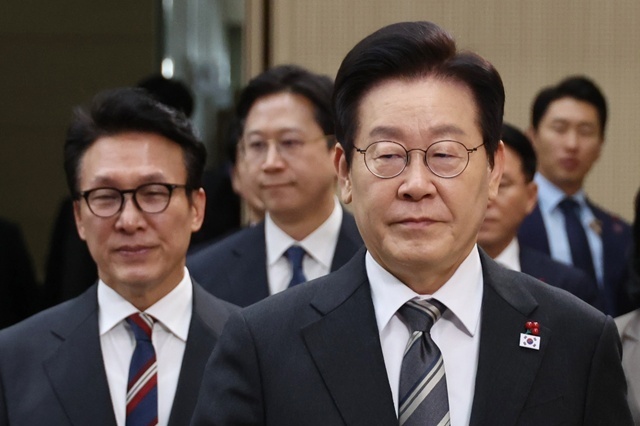 李대통령 지지율 6p↓ 56…"통일교 與인사 연루의혹 영향추정"[한국갤럽](종합)