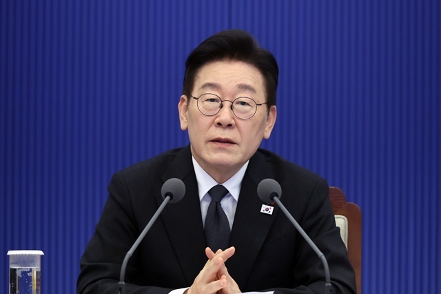 李대통령 "AI 시대 극단적 양극화…기본사회 정책 동의 높아져"