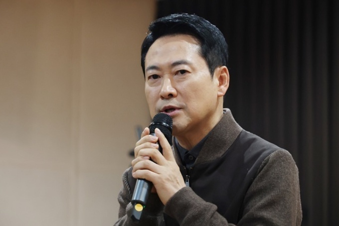 장동혁 "협치하자며 악법 일방처리, '초딩'도 상상조차 않는 일"