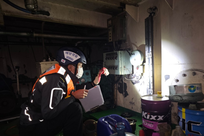 해양경찰청, 5월 한 달간 해양오염 취약선박 집중 실태조사 실시