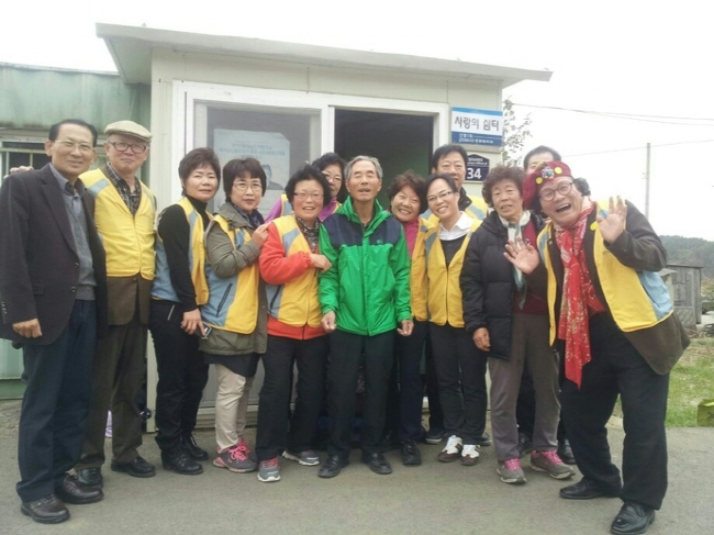 효사랑 건강마사지 봉사활동(사진=포항시)