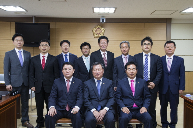 결산검사위원.(사진=경북도의회)